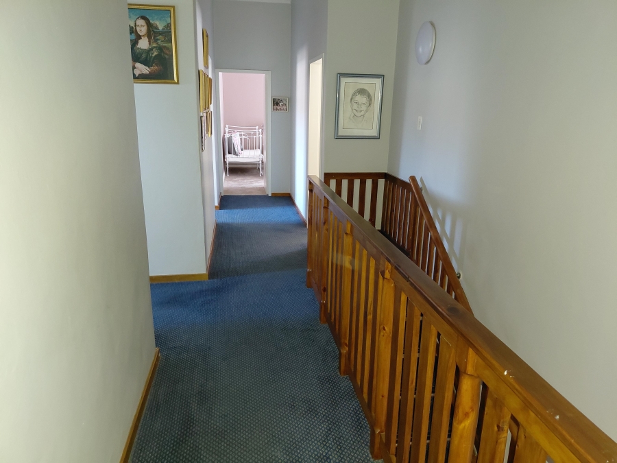 4 Bedroom Property for Sale in Bothasrus Eastern Cape